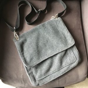Adorable grey fleece mini messenger w/blue lining